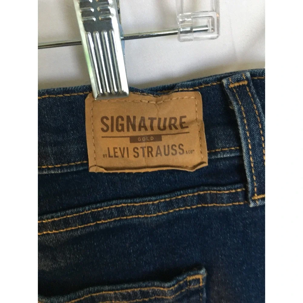 Signature by Levi Strauss Heritage Boyfriend Jeans Dark Wash Denim 14 W32 58996